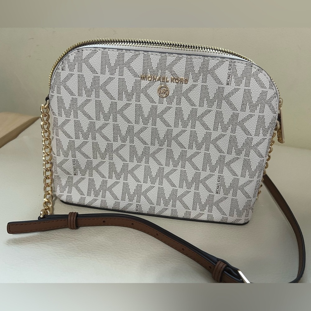 Michael Kors crossbody Cindy vanilla / luggage
